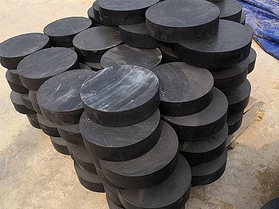 甘孜板式橡胶支座由若干层橡胶片与薄钢板经加压硫化